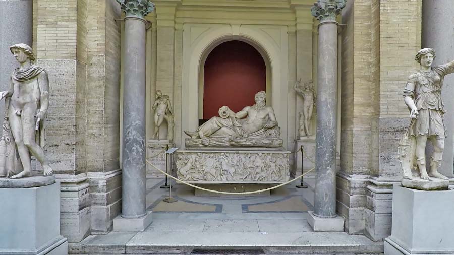 Patio de las Estatuas Octogono