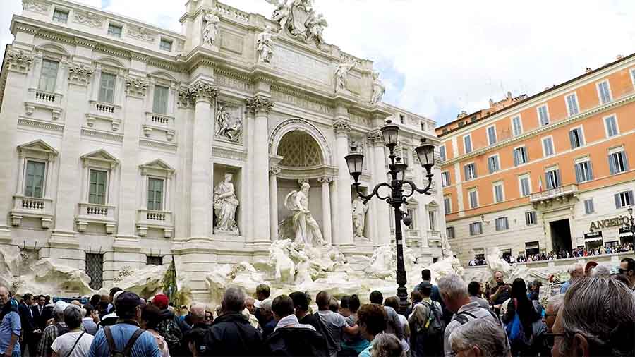 Qué representa la Fontana de Trevi