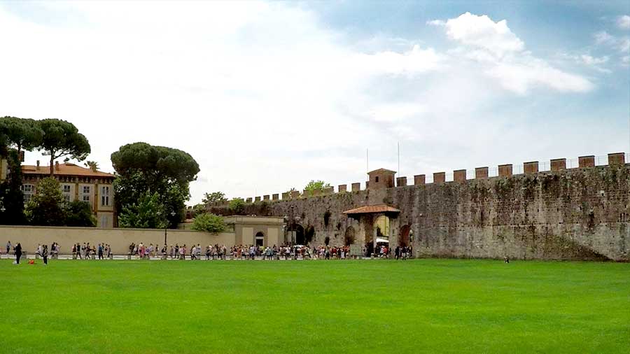 La Muralla de Pisa 