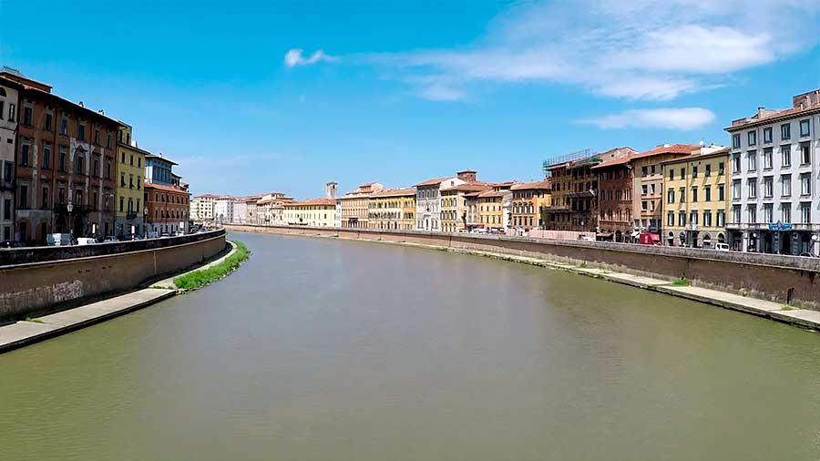 Rio Arno Pisa