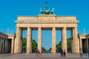puerta de brandenburgo curiosidades