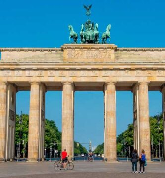 puerta de brandenburgo curiosidades