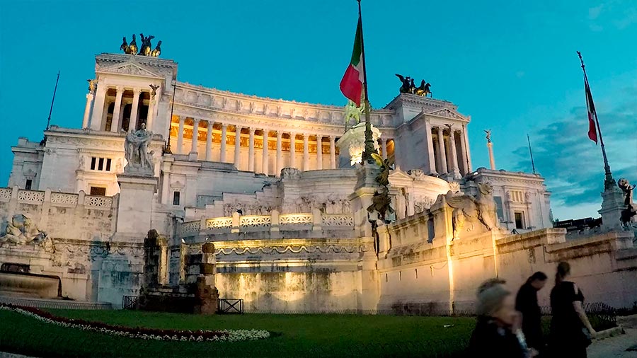 plazas de italia roma