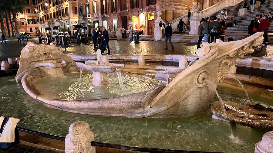 Fontana della Barcaccia, Bernini